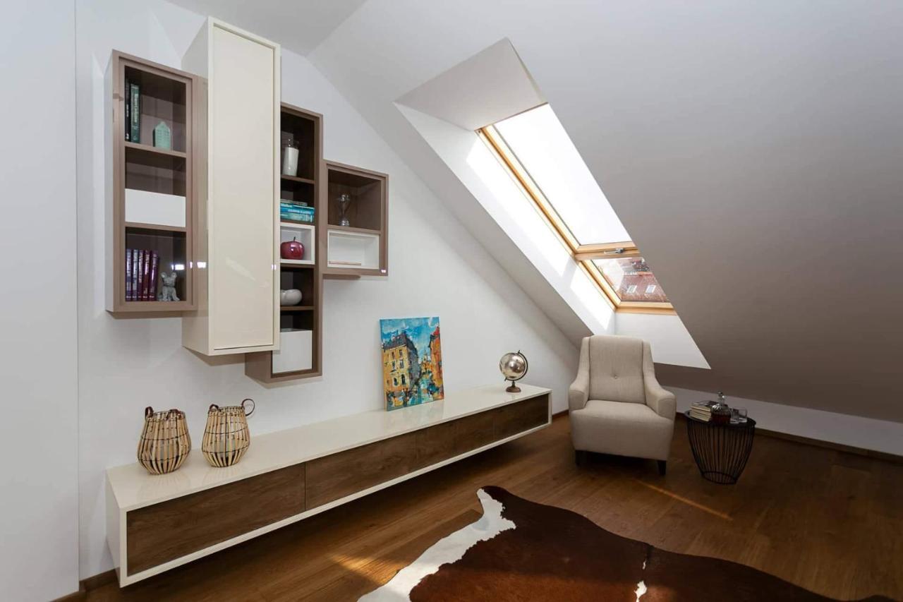 באנסקה ביסטריצה Bl - The Penthouse, 24Hr Self Check-In, 2 Bedrooms, Fireplace, Ac, Panoramic View From Main Balcony, 3-Minute Walk To City Center מראה חיצוני תמונה
